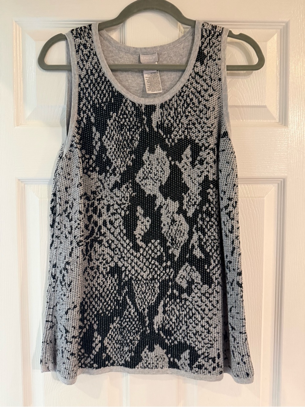Chico's Black & Gray Tank / Chico’s size 2 - Picture 3 of 3